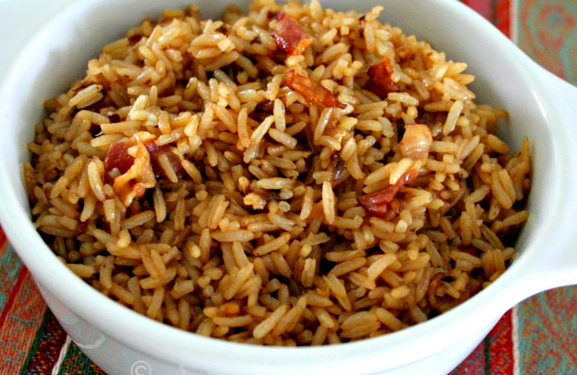 arroz com cebola.